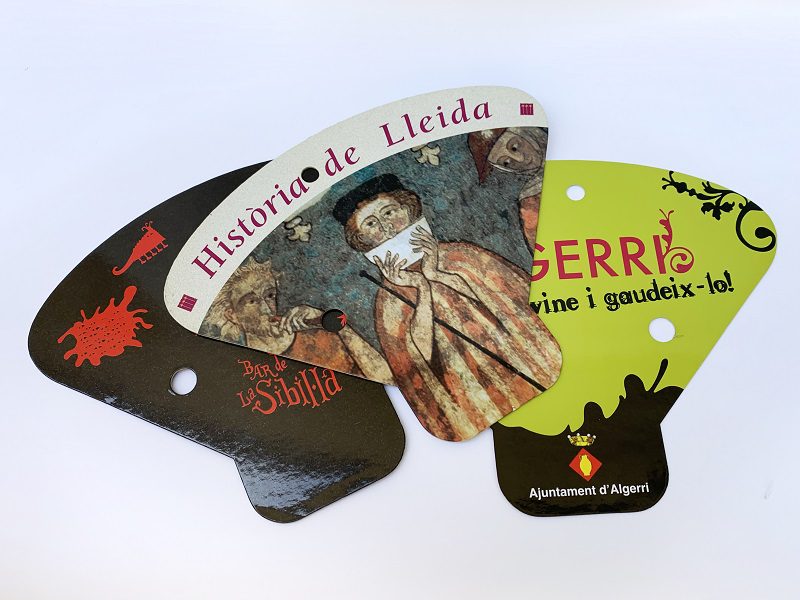 abanicos promocionales troquelados sobre cartón