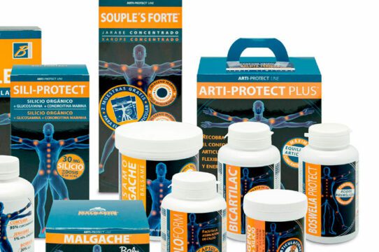 Mostres de packaging amb etiquetes, capses i estoigs diversos