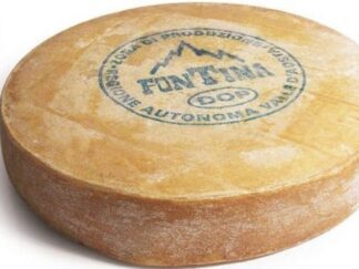Formatge marcat amb un segell amb tinta especial per formatges