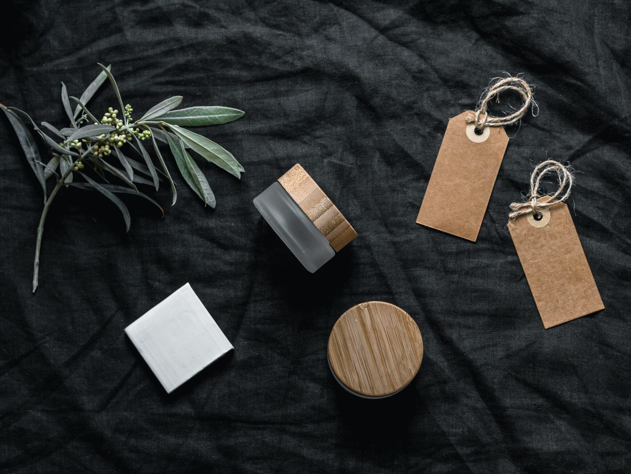 Muestras de packaging de etiquetas y cajas